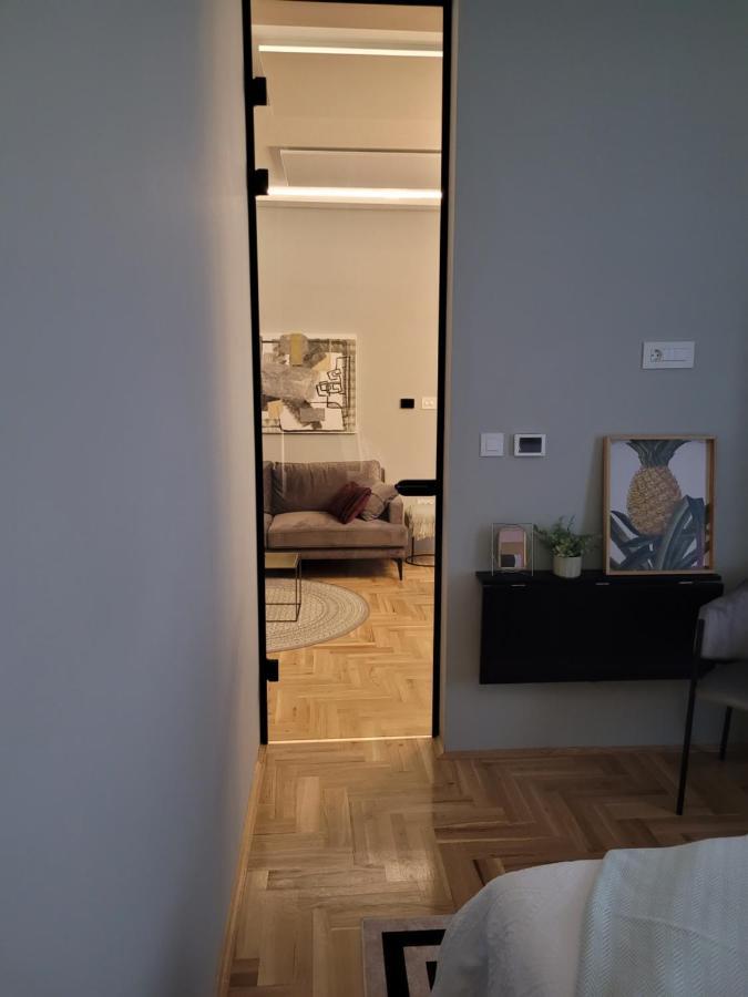 Secret Garden Apartment ซาเกร็บ ภายนอก รูปภาพ