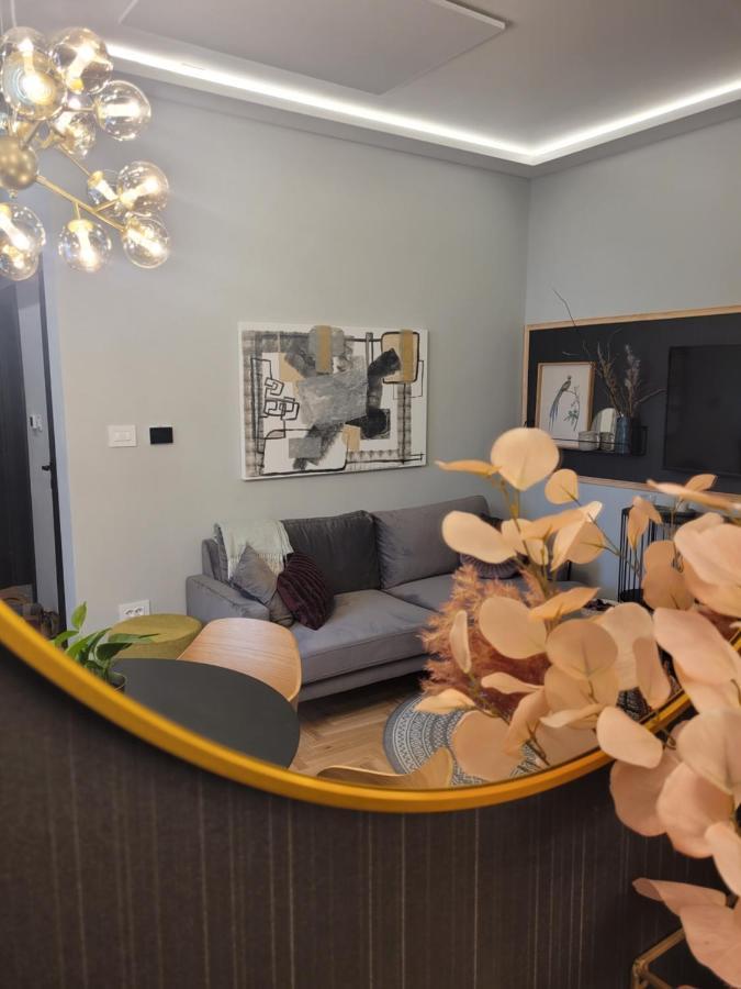 Secret Garden Apartment ซาเกร็บ ภายนอก รูปภาพ