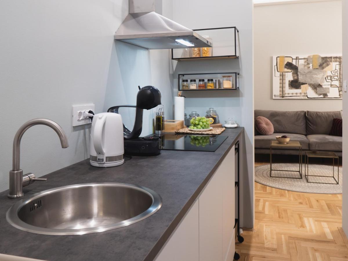 Secret Garden Apartment ซาเกร็บ ภายนอก รูปภาพ