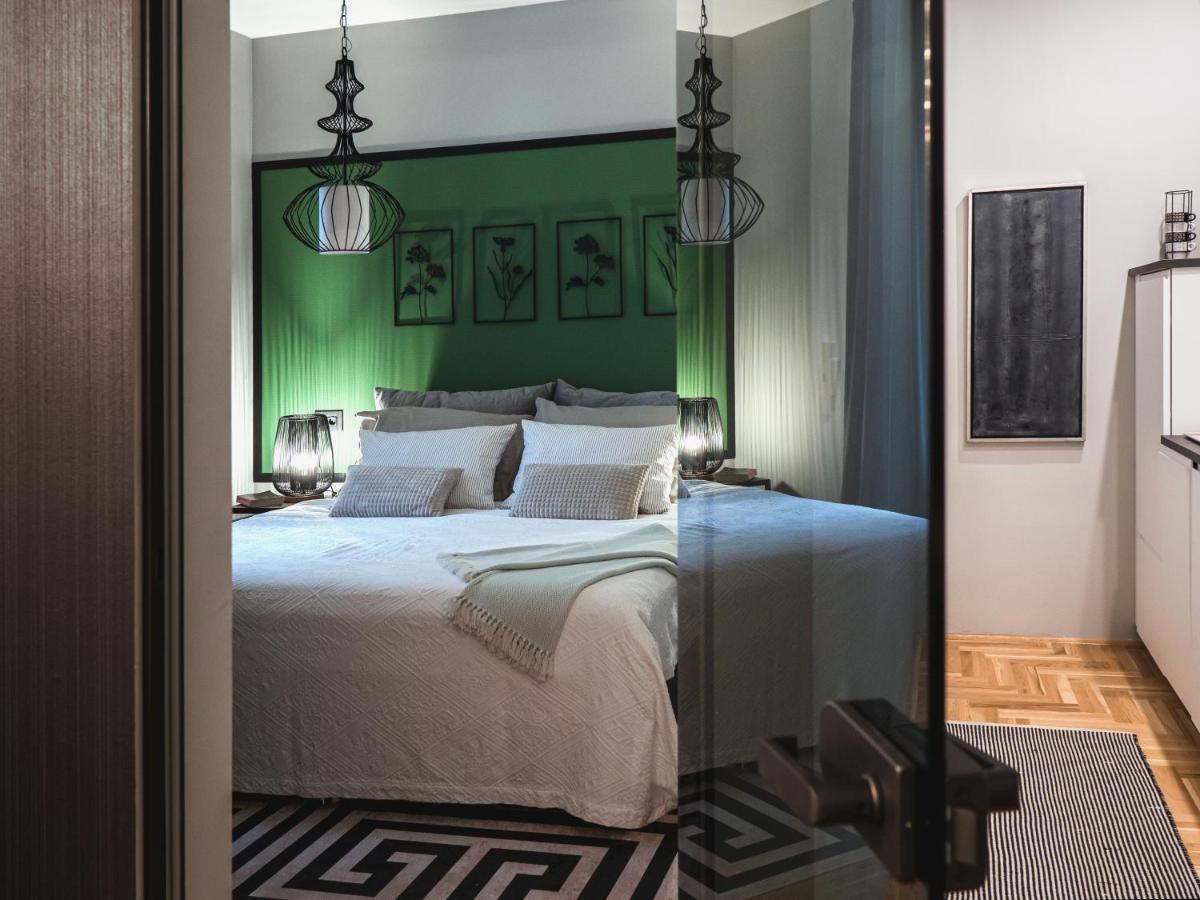 Secret Garden Apartment ซาเกร็บ ภายนอก รูปภาพ