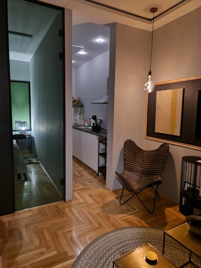 Secret Garden Apartment ซาเกร็บ ภายนอก รูปภาพ
